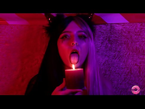 ❤️ Blowjob angerddol o Sexy Succubus gyda Chyflawniad Genau ❤️ Fideo ffycin  wrthon ni ️❤